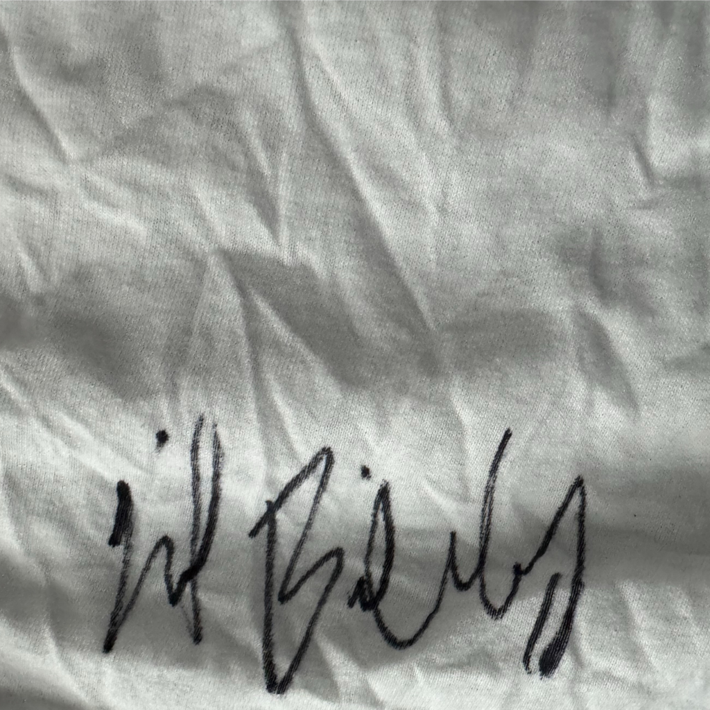Von Juices Team signiertes Shirt