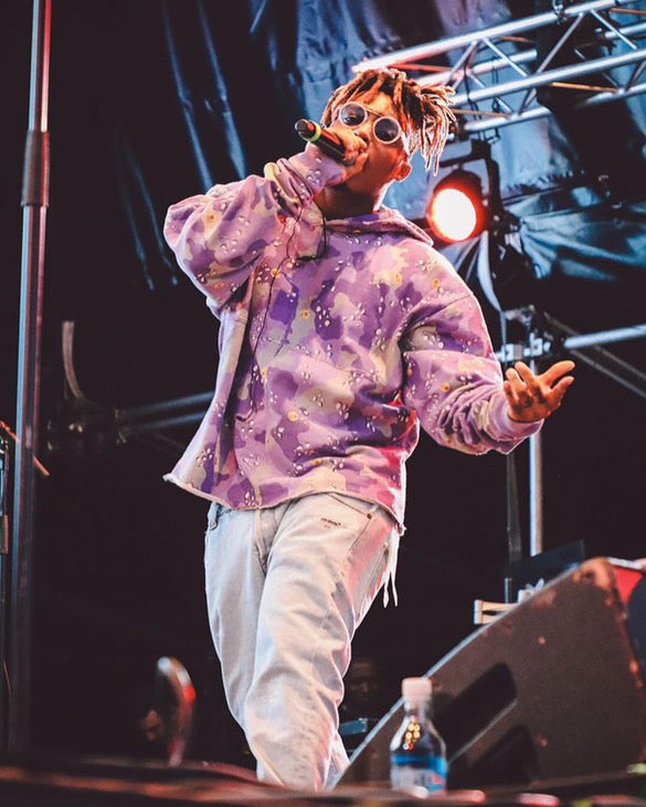 Rental Hoodie Recreation